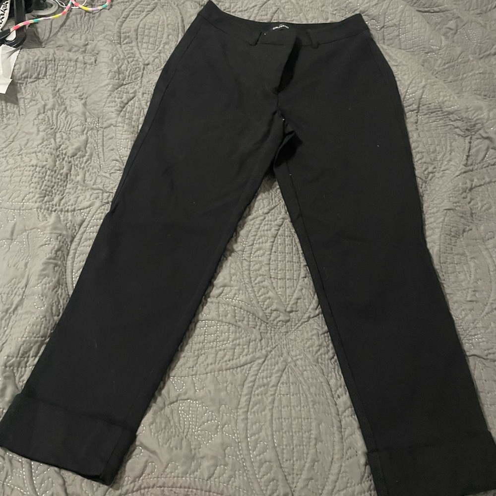 White House black market girlfriend crop pants
